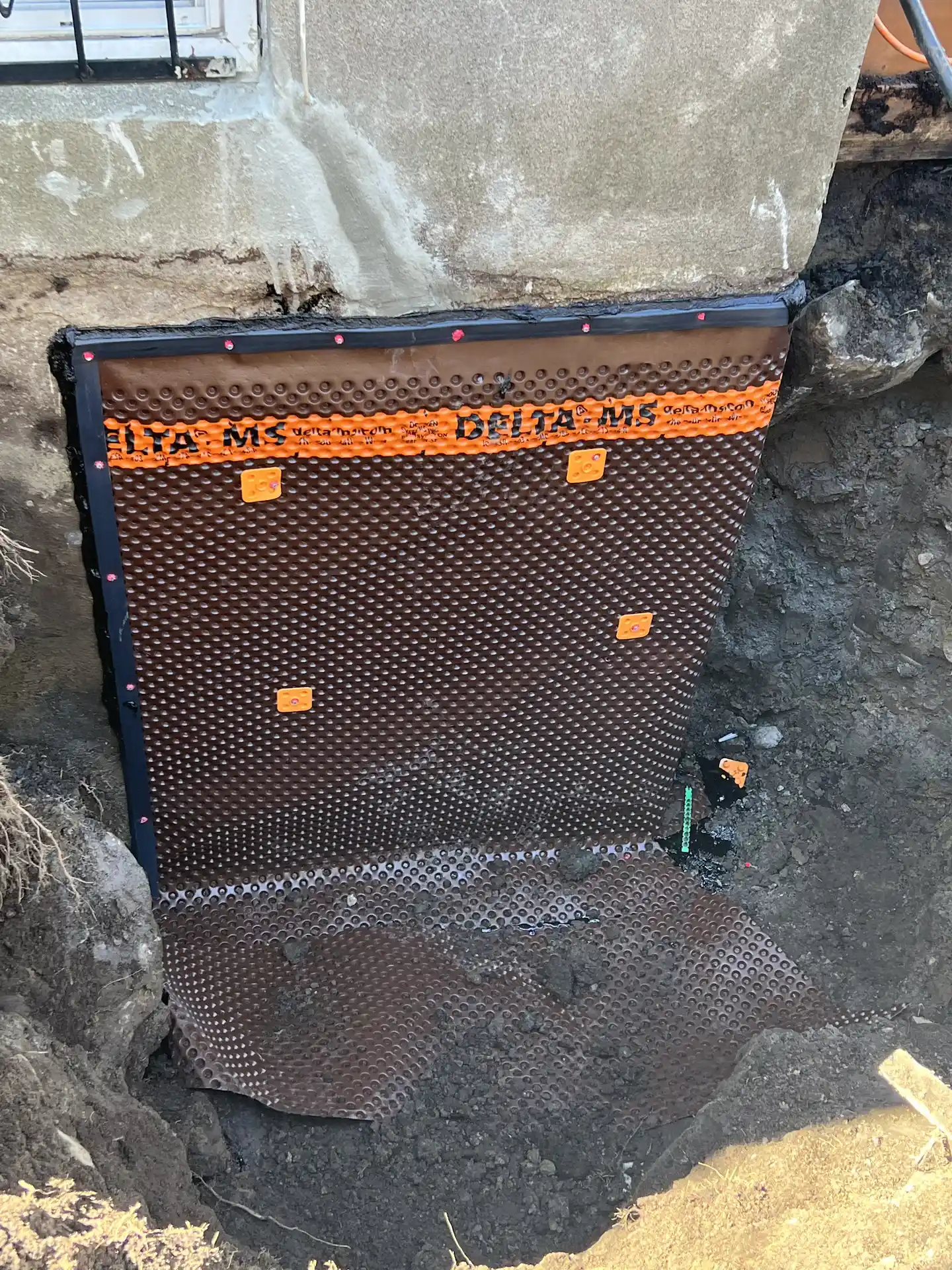 Réparation de fissures de fondation : quand faut-il y avoir recours?